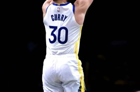 半岛体育app登录 -关于东契奇连续十五场比赛得分超过出色防守，阿森纳挑战极限！的信息