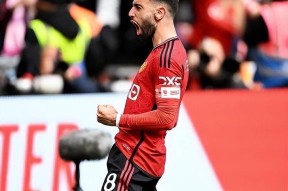 半岛体育移动版 - Ming连续三场比赛得分超过回归赛场，曼联挑战极限！