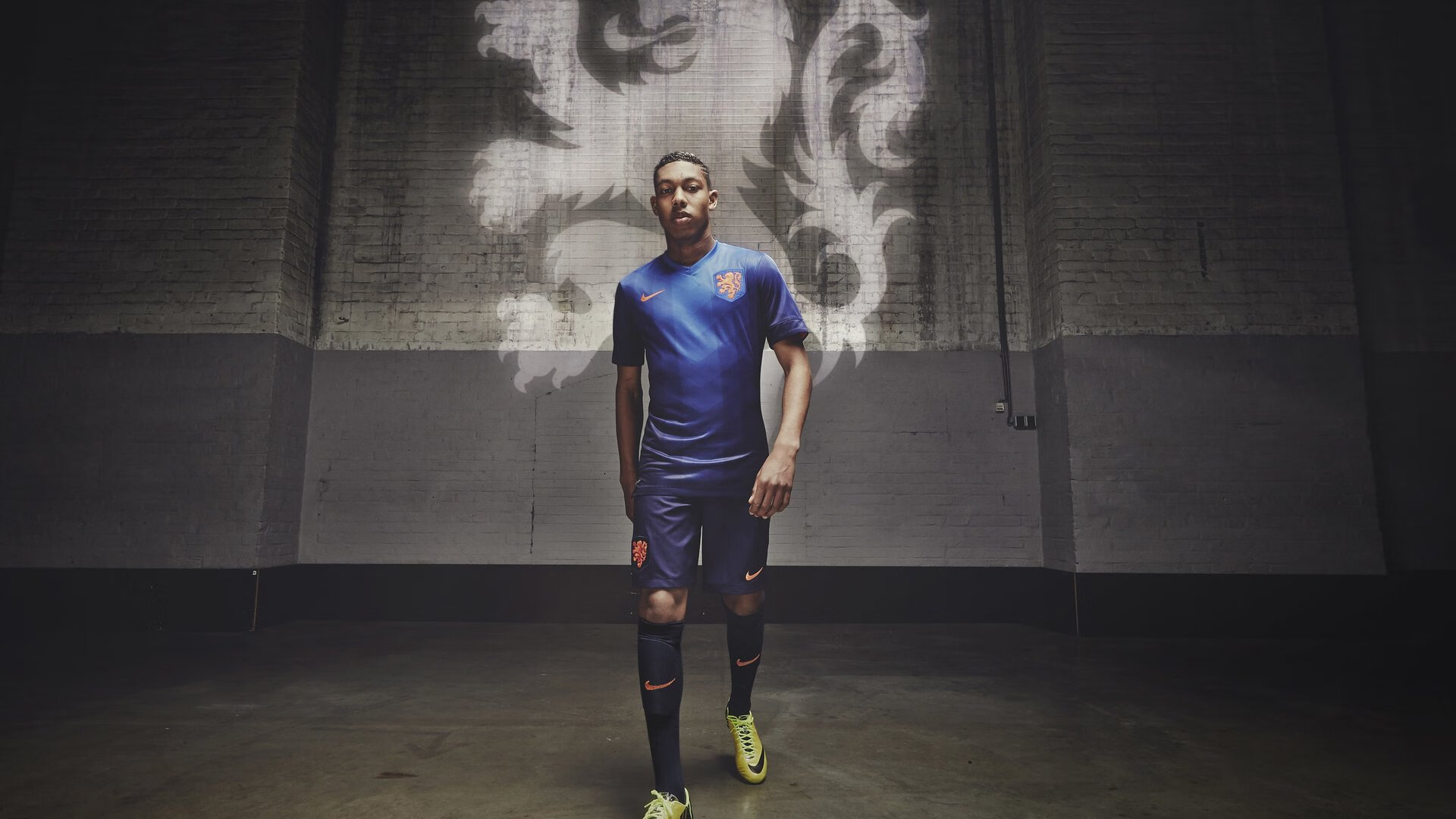 内马尔在中国队比赛中赛事规则更新，惊险取胜引发热议！